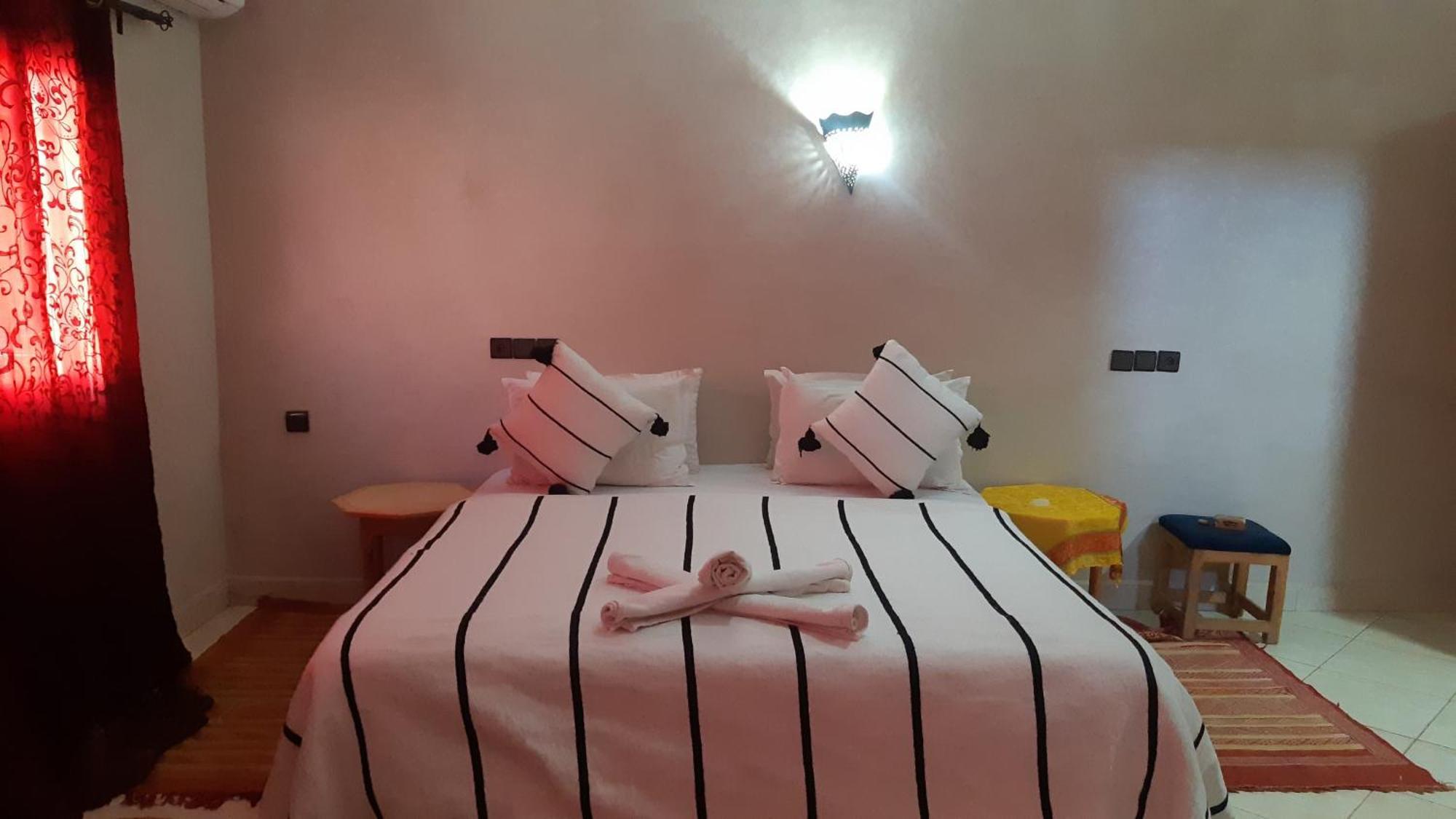 Dar Almadina Otel Tinghir Dış mekan fotoğraf